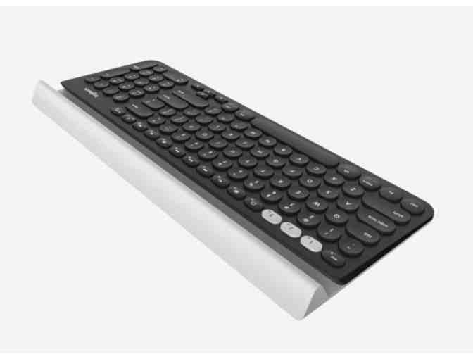 Logitech K780 MULTI-DEVICE WIRELESS KEYBOARD