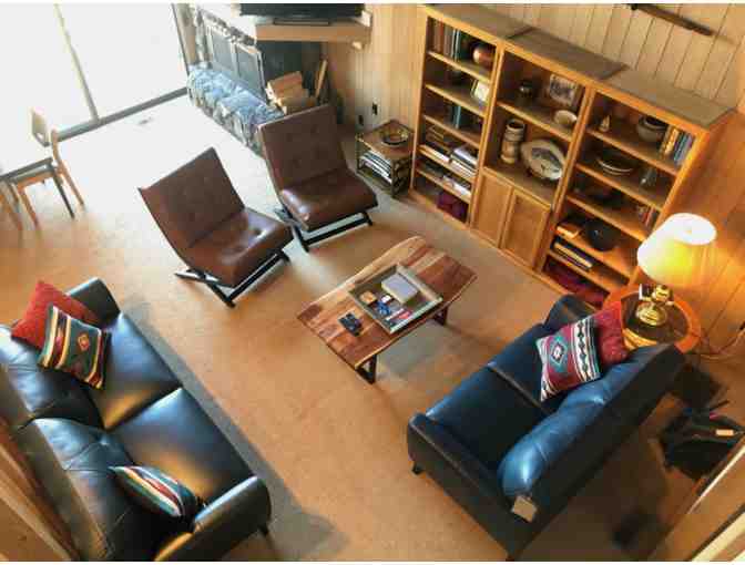 6 Days & 5 Nights in Beautiful Tahoe Condo with Lake Views