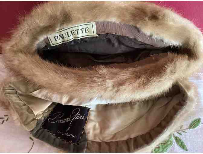 Fur Caps - Photo 1