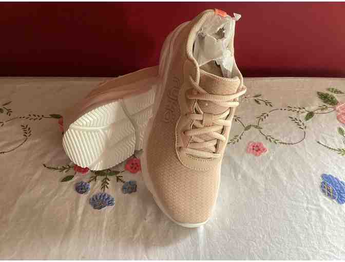 RYKA Sneakers - Photo 1