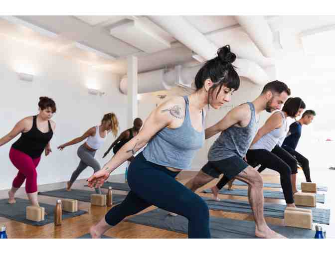 A Month of Yoga at Modo Yoga Studio