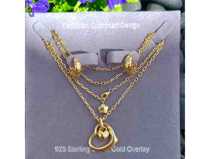 Hearts in Harmony Necklace & Earrings in Yellow Gold