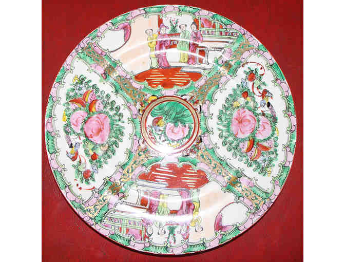 Hand-painted decorative Chinese plate