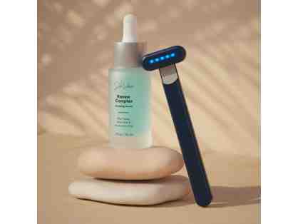 Anti-Breakout Skincare Wand with Blue Light Therapy and Serum Kit