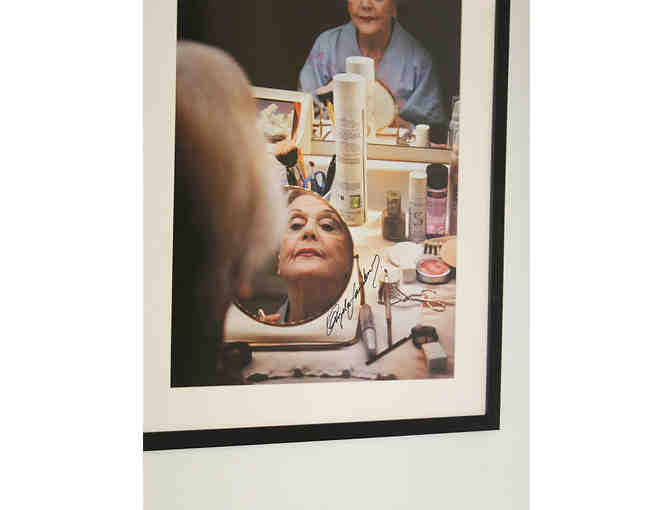 Picture This: a Signed Portrait of the Legendary Angela Lansbury - Photo 2