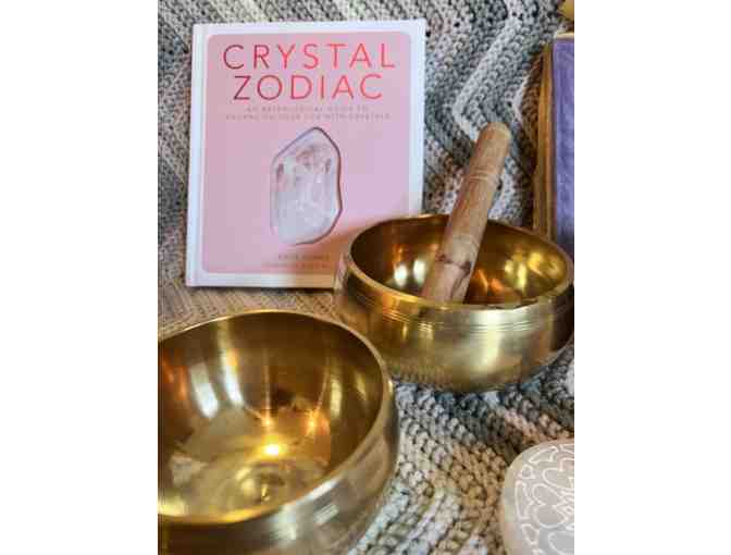 Meditation Gift Box - Tibetian Bowls, Candle, Incense, Zodiac Cards, Journal and more