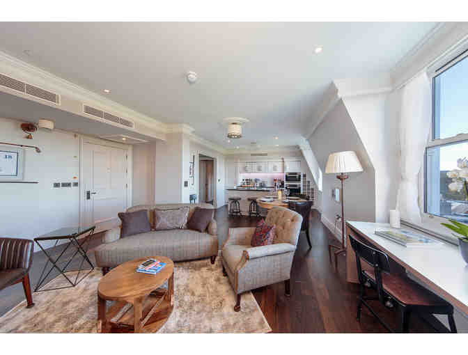 Luxury Vacation Home Getaway and Golf for up to Four People in St. Andrews, Scotland