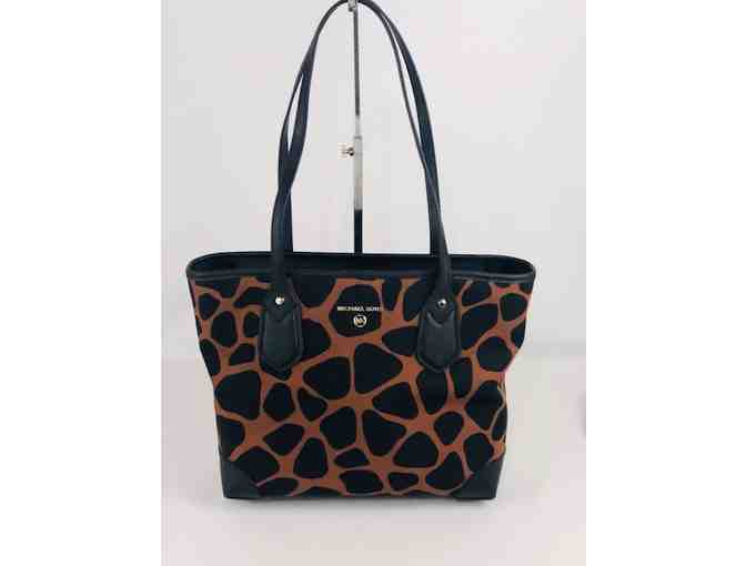 AA Michael Kors Shoulder Bag Giraffe Print tan and black