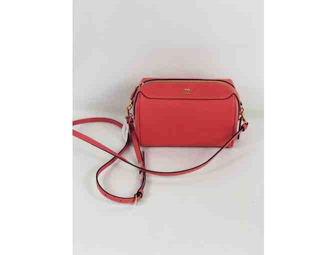 AAA LIVE AUCTION BIDDING ONLY! COACH ADORABLE SALMON CROSSBODY
