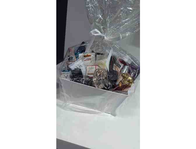 Gift Basket provided by The Well location 486 Front St W - Photo 2