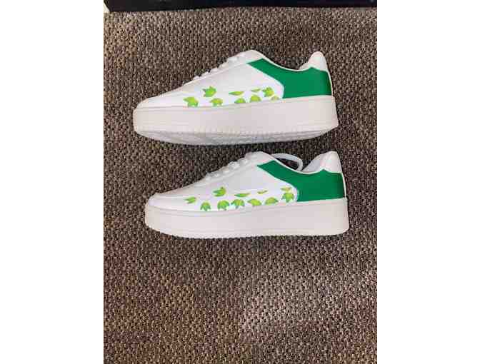 Customized Ivy Sneakers - Photo 1