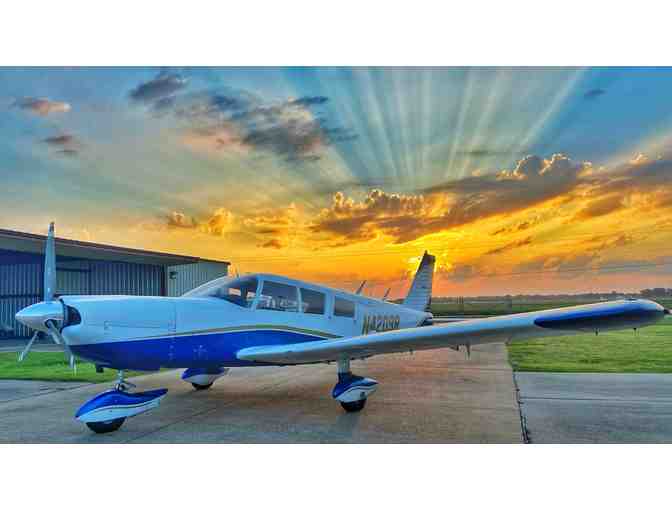 1 HOUR Scenic Flight for up to 4 PEOPLE - Photo 1