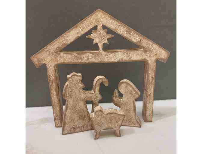2023 6th Grade Project - Molly Jane's Nativity - Photo 1