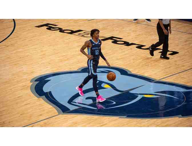 Enjoy courtside pre game shoot around experience + VIP tickets to Memphis Grizzles! - Photo 1