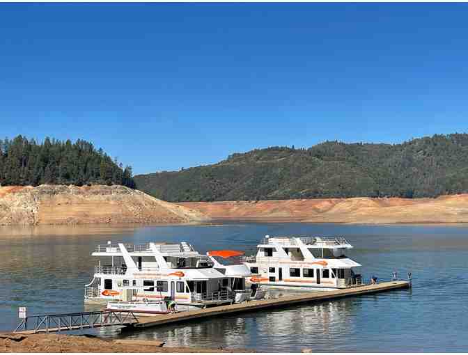 $5,000 credit towards ANY Houseboat rental on Lake Shasta (Silverthorn) 4 star reviews - Photo 4
