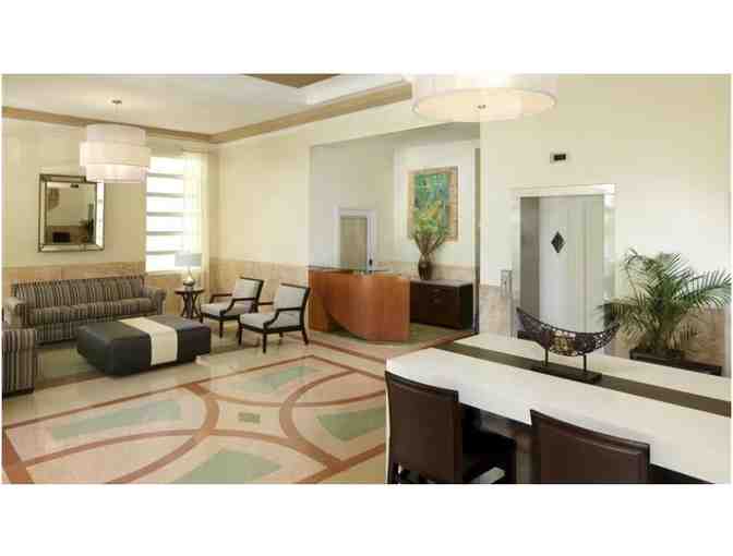 Enjoy 4 nights @ South Beach McAlpin Ocean Plaza in luxury 1 bed suite - Photo 9