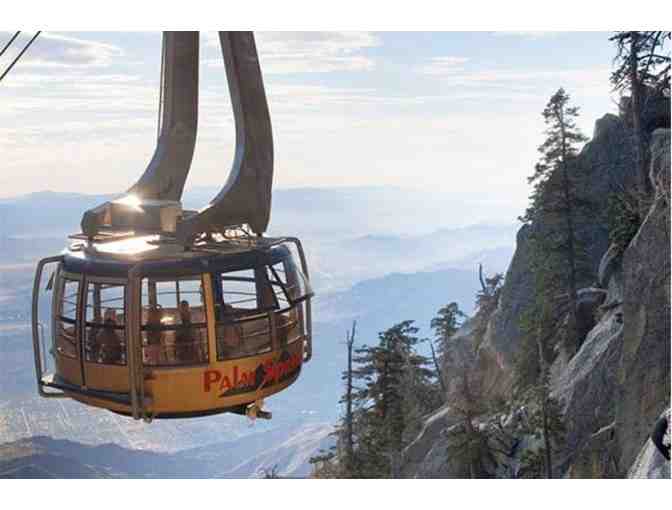 Enjoy 4 nights luxury condo Palm Springs 4.6 star + Aerial Tram!