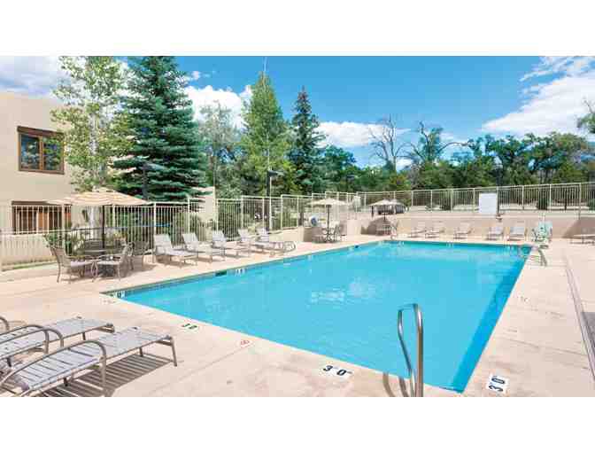 Enjoy 4 nights luxury condo Taos, New Mexico + $100 Food Credit