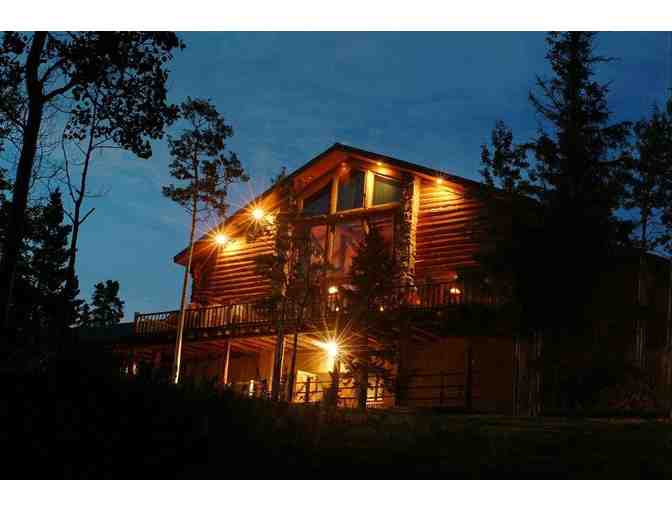 Enjoy 2 nights @ Dao House Estes Park,Colorado 4.4* Rated