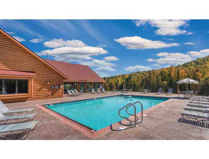 Enjoy 4 nights Little Sweden 4.6 star resort @ Fish Creek, WI + $100 Food Credit