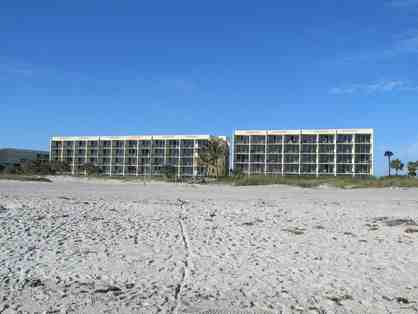 Enjoy 7 nights Ocean Landings Resort and Racquet Club Cocoa Beach, Fl