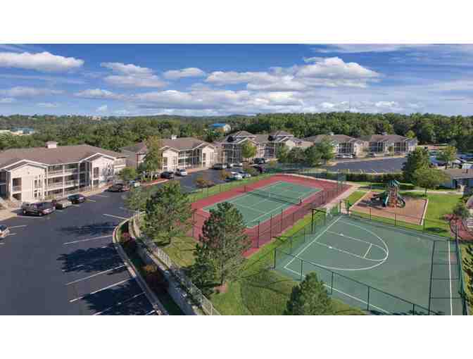 Enjoy 3 nights Worldmark Branson 4.4* Resort + $100 FOOD - Photo 1