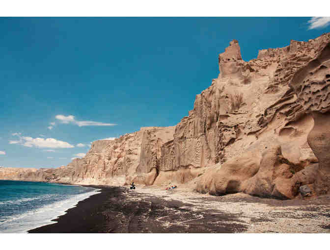 5-Night Luxury Stay in Athens and Santorini with Guided Tour for 2