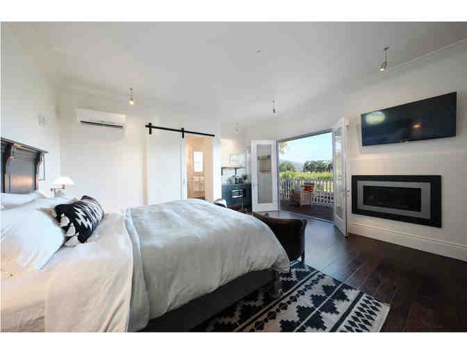 Farmhouse Luxury in Napa Vineyards - Photo 6