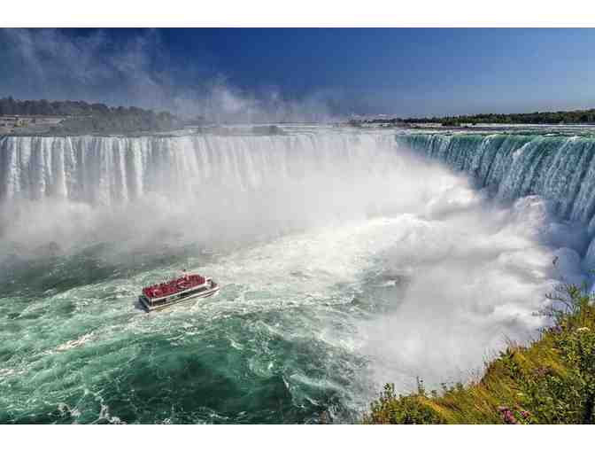 3 Nights in Niagara Falls with Tour!