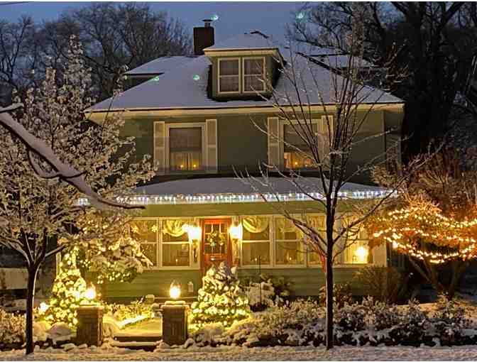 Romantic Getaway to the Candlelite Inn B&B