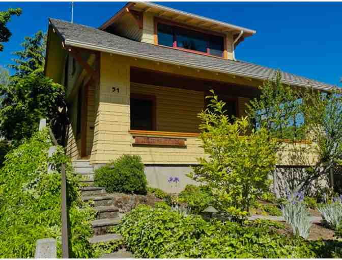 Fantastic Getaway in Ashland, Oregon- 7 night stay - Photo 1
