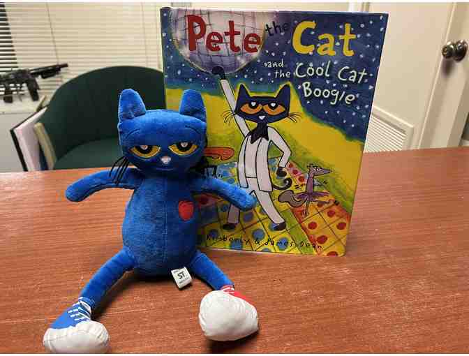 Pete the Cat Book and Stuffed Pete Set