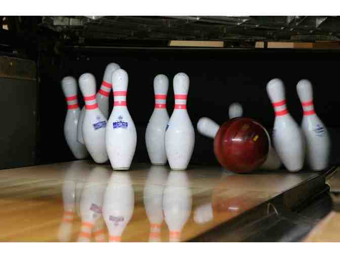 Bowling Date Night from Roxy Ann Lanes - Photo 3
