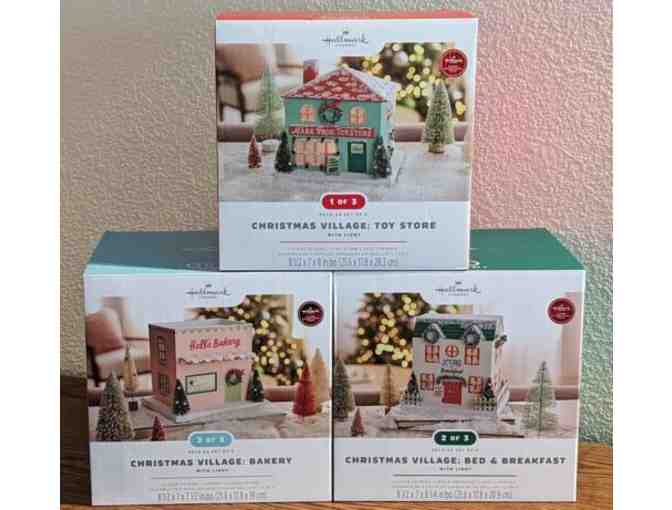 Hallmark Christmas Village with Lights: Set of 3 #4 - Photo 2