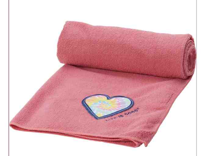 Life is Good Microfiber Pet Drying Towel - Photo 1