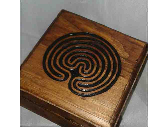 Labyrinth Box