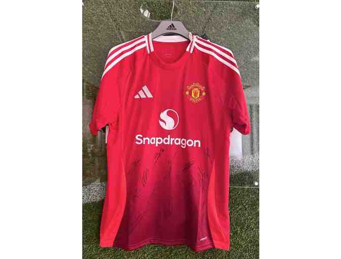 Manchester United Football Club Jersey Signed by 14 Players - Photo 1