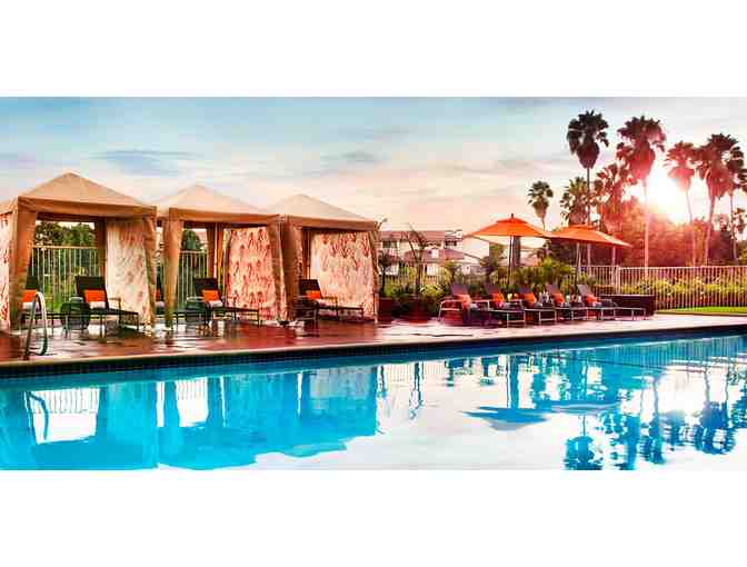 TWO NIGHT STAY AND ROUND OF GOLF AT THE WESTDRIFT MANHATTAN BEACH