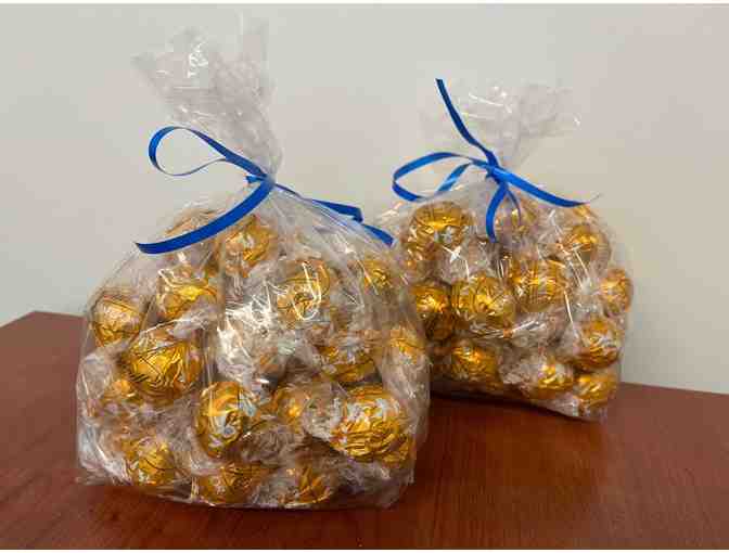 Lindt Caramel Truffles - Two 50-piece gift bags