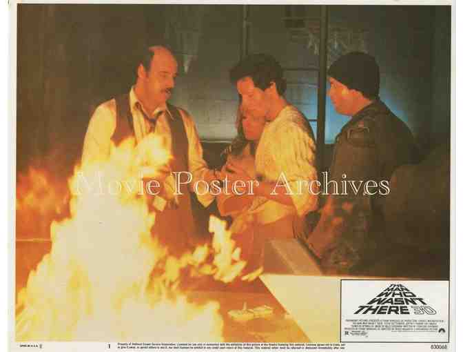 MAN WHO WASNT THERE 3-D, 1983, lobby card set, Steve Guttenberg, William Forsythe.