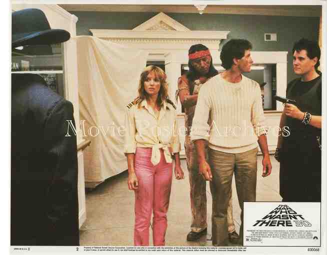 MAN WHO WASNT THERE 3-D, 1983, lobby card set, Steve Guttenberg, William Forsythe.