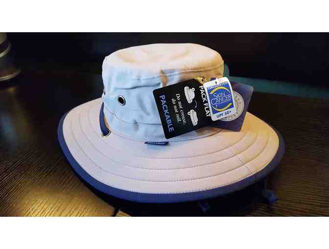 Brand New Wallaroo Explorer Hat