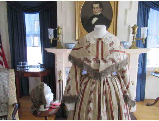 Exclusive Guided Tour for up to 6 of Abbot-Spalding House with Nashua Historical Society