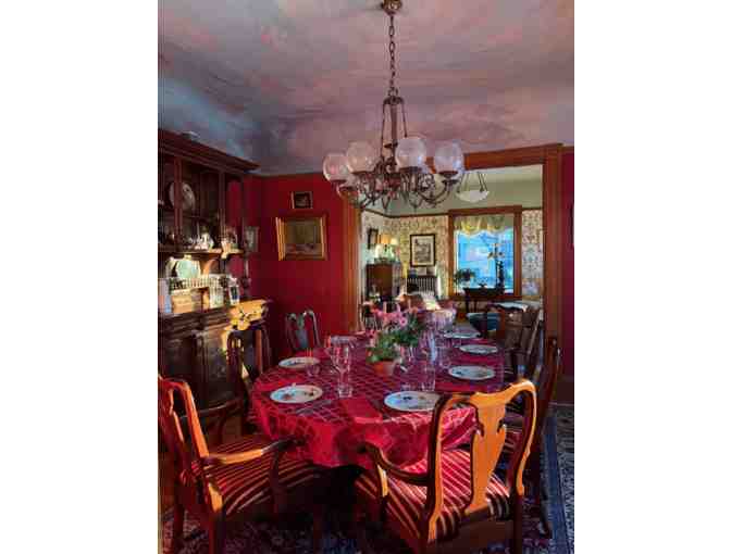 Grand Manchester Home Tour and Progressive Dinner for 6 guests