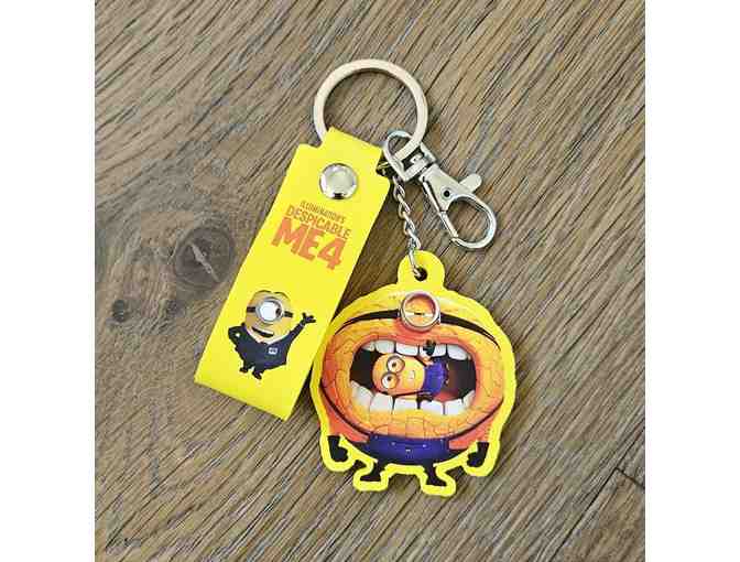 DESPICABLE ME 4: Universal Promo Package -Youth Large