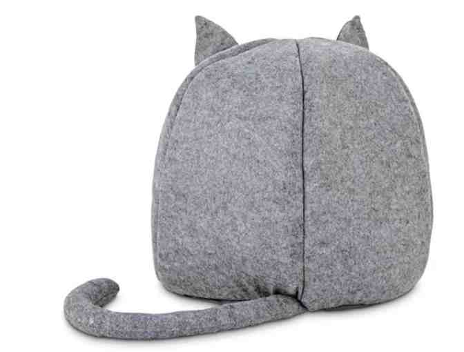 Cat Bed by Snooze Fest and accessories