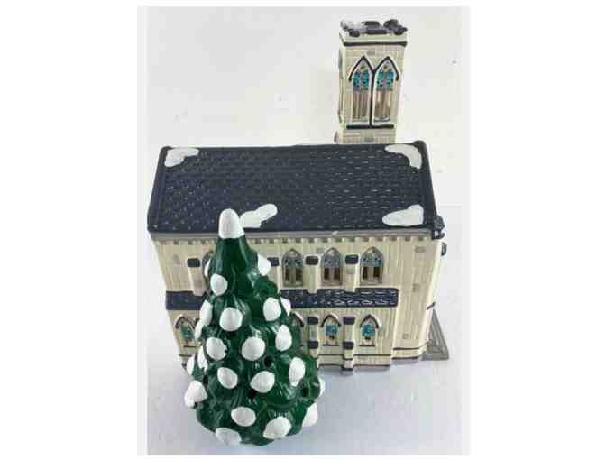 Department 56 Snow Village 'Cathedral'