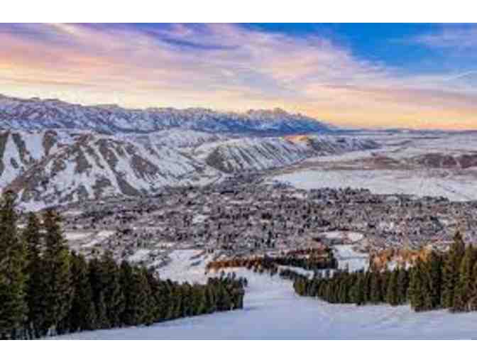 Spend a week in Jackson Hole - Photo 1