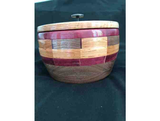 Segmented wood bowl