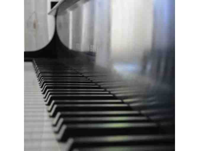 Stacey Lynn Piano Studios - 30 Minute Piano Lesson